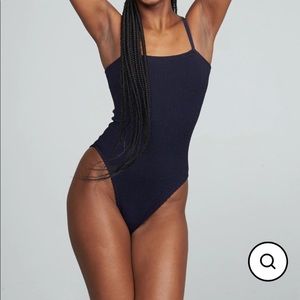 YOUSWIM poise one-piece in black